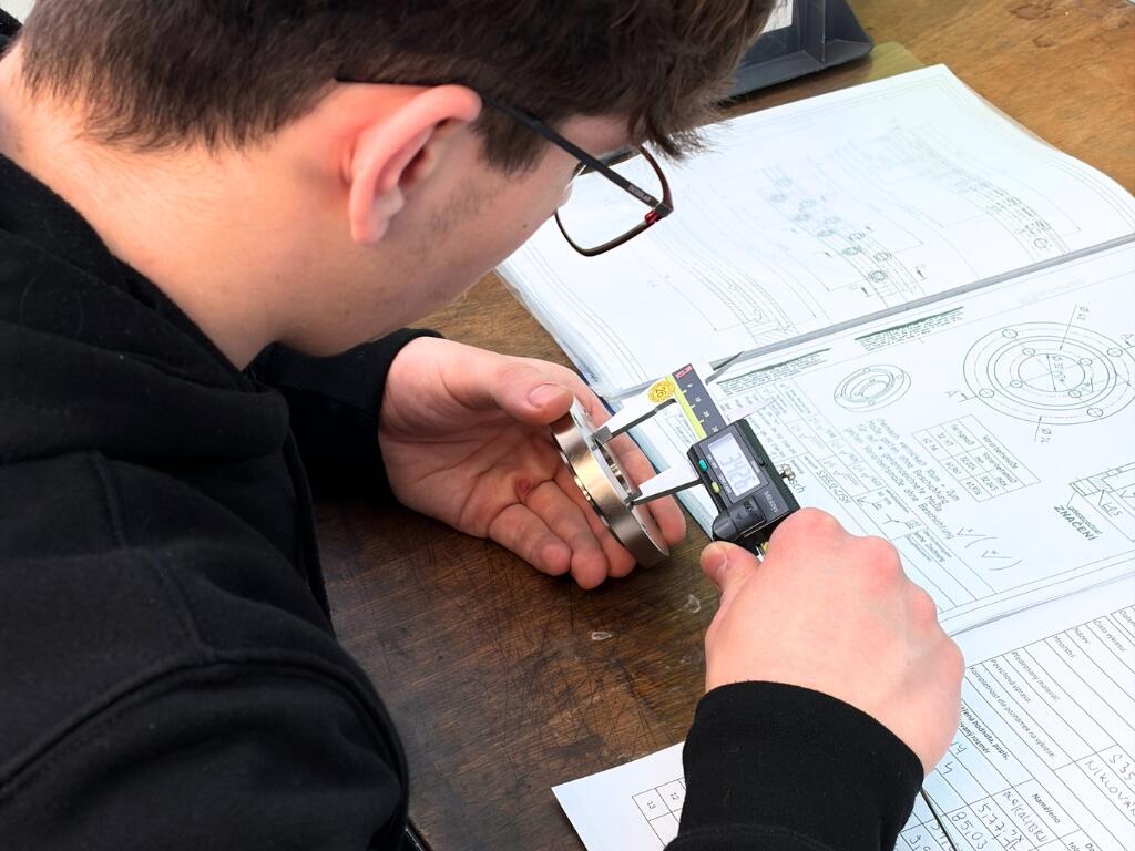 Engineer for a day: experiencing real manufacturing