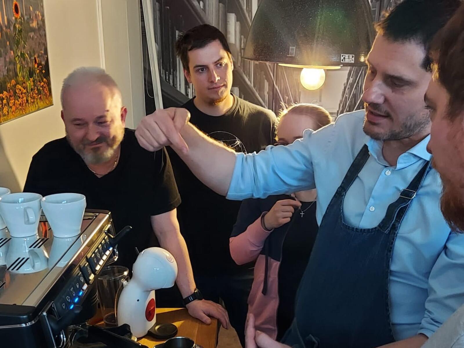 Barista in GENICZECH-M